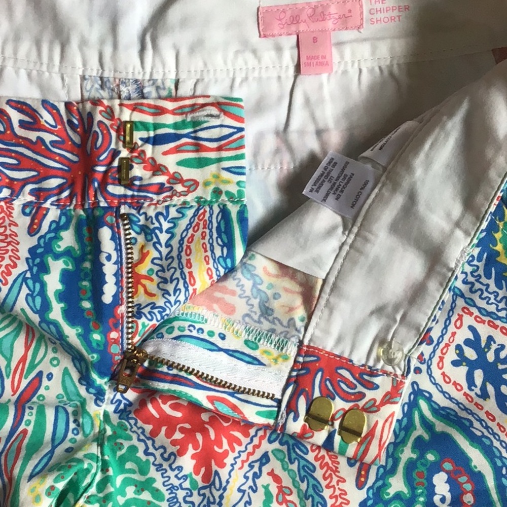 Colorful Patterned Women's Shorts - Picture 2 of 6